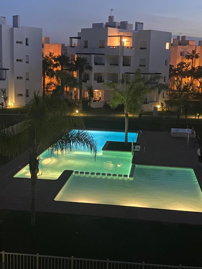 Apartamento En Resort De Golf 토레파체코 외부 사진