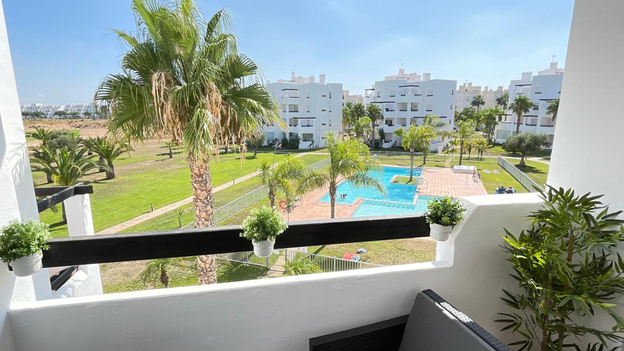 Apartamento En Resort De Golf 토레파체코 외부 사진