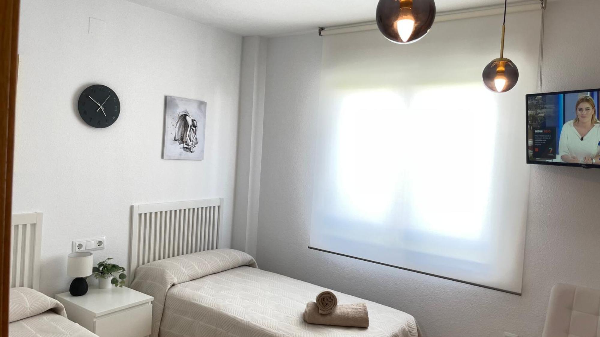 Apartamento En Resort De Golf 토레파체코 외부 사진